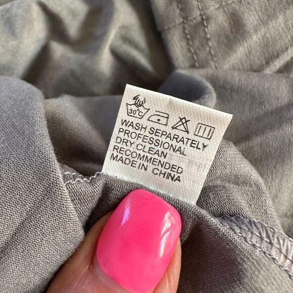 Tank Top Gray Graphic Women's Racerback Plus Size 3XL Floatin - Picture 7 of 7